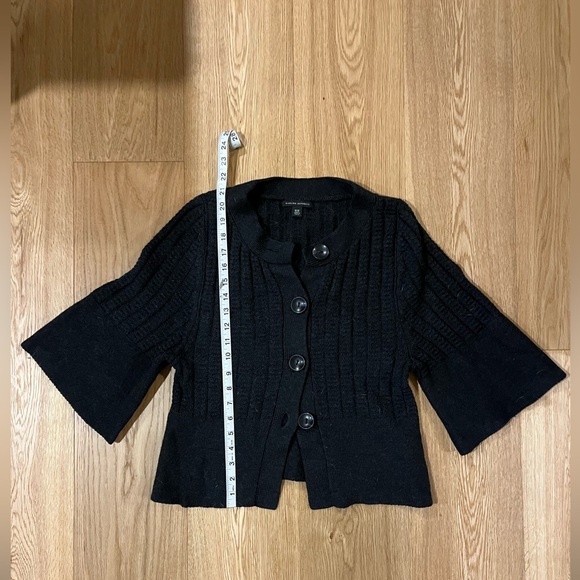 * SOLD * Banana Republic 3/4 Sleeve Cardigan - Picture 1 of 5